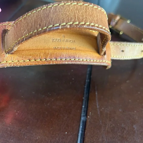 LOUIS VUITTON Saint Cloud GM Shoulder
Bag Monogram Leather Brown - Picture 12 of 17